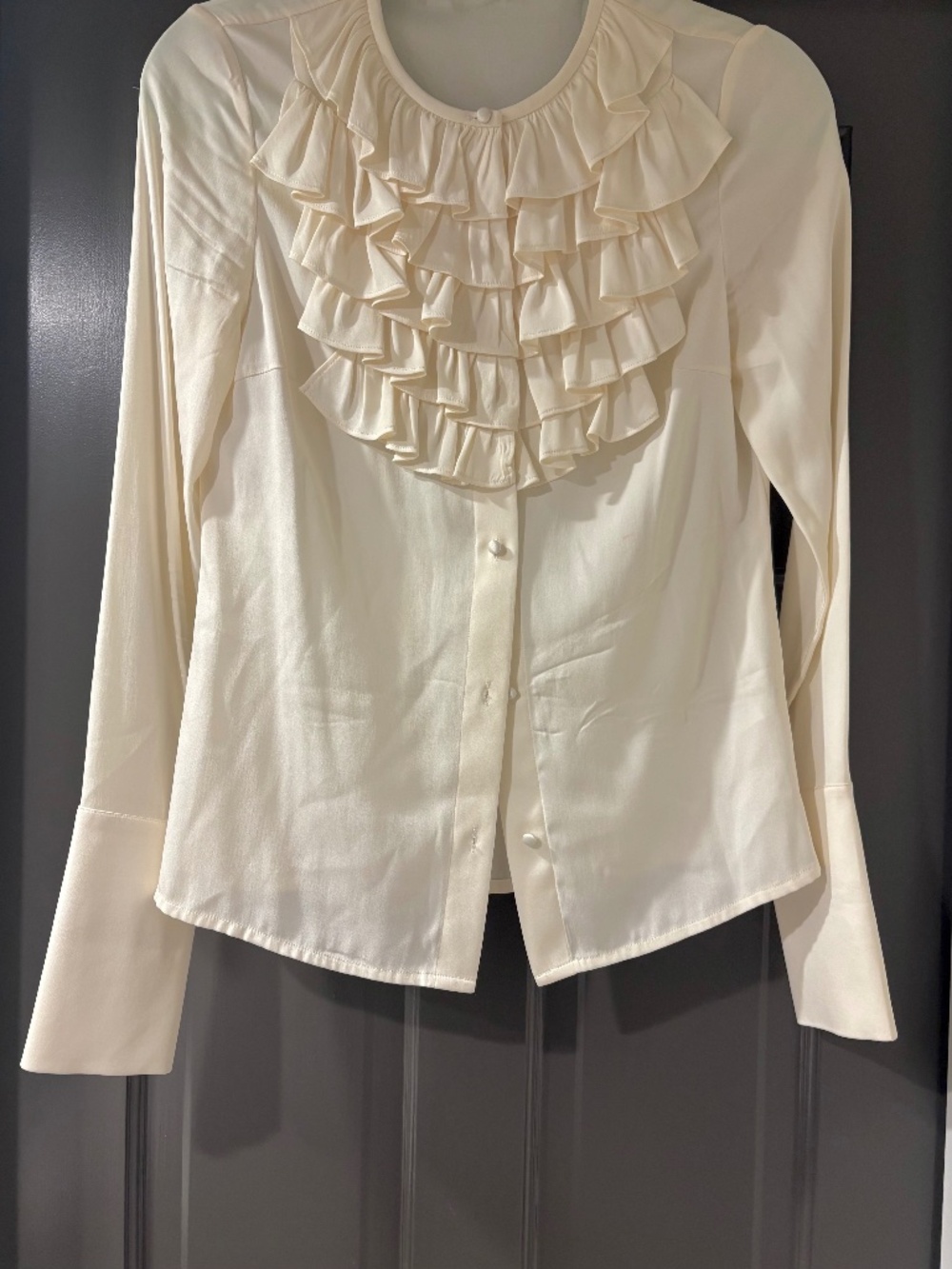 Alice + Olivia Ivory Silk Ruffle Blouse – 95% Silk Small